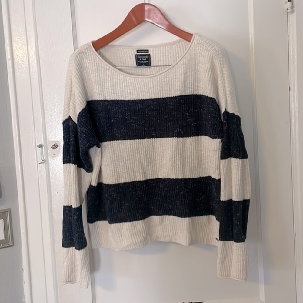Abercrombie & Fitch Boatneck Navy Stripe Summer Sweater